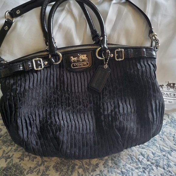 Coach Madison Pleated Black Fabric Sophia - Picture 9 of 14